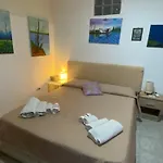 Casa La Ninfea Intera Casa לינה וארוחת בוקר קלטג'ירונה