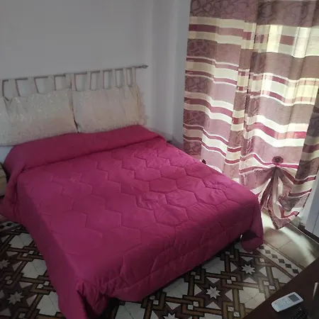 Casa La Ninfea Intera Casa קלטג'ירונה