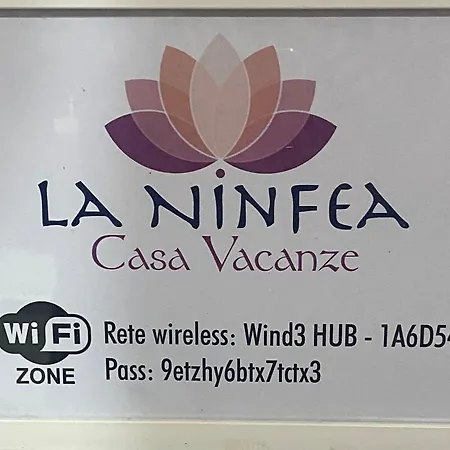 Casa La Ninfea Intera Casa カルタジローネ