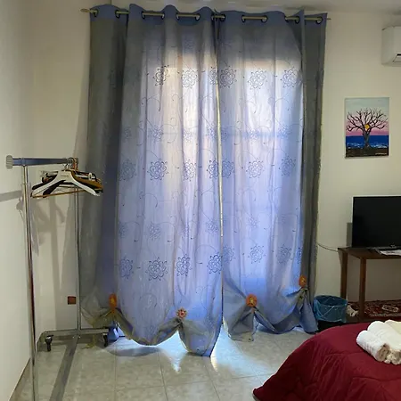 ベッド・アンド・ブレックファスト Casa La Ninfea Intera Casa カルタジローネ