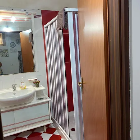 Casa La Ninfea Intera Casa Alojamento de Acomodação e Pequeno-almoço